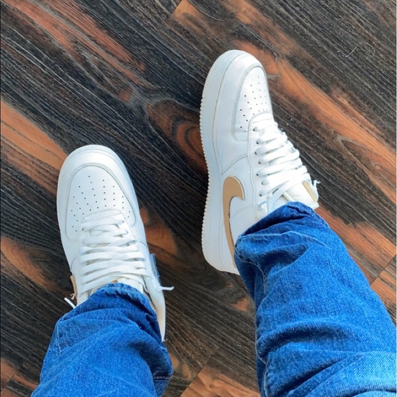 nike air force 1 navy swoosh